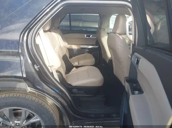 1FMSK7FH9NGB55892 2022 FORD EXPLORER - Image 8