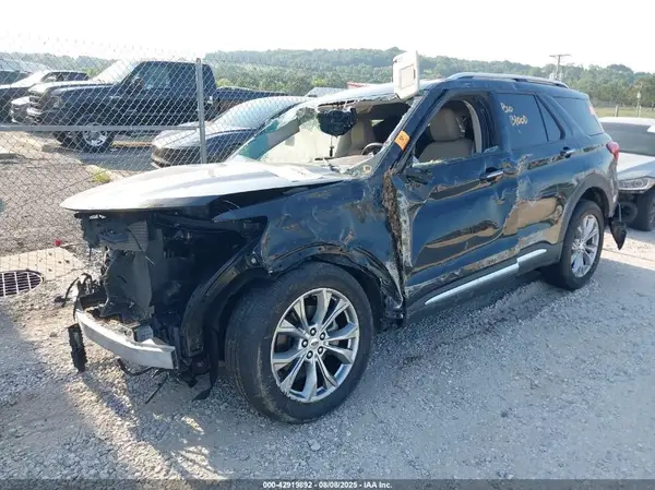 1FMSK7FHXMGB05727 2021 FORD EXPLORER - Image 2