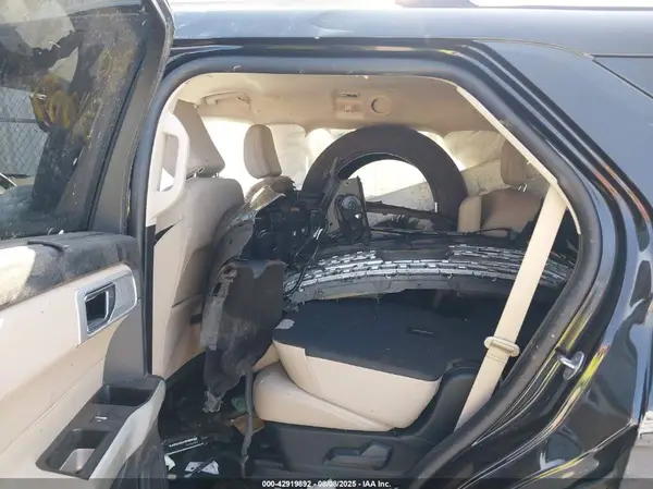 1FMSK7FHXMGB05727 2021 FORD EXPLORER - Image 8