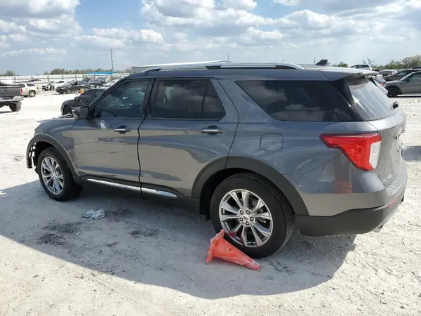 1FMSK7FHXMGC14740 2021 FORD EXPLORER - Image 2