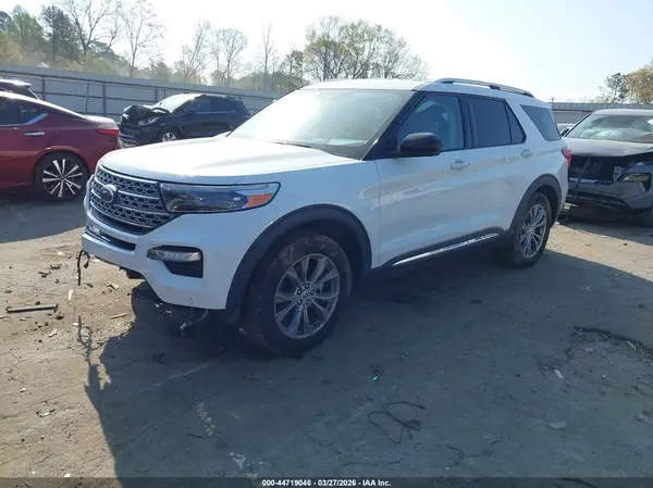 1FMSK7FHXNGA31842 2022 FORD EXPLORER - Image 2