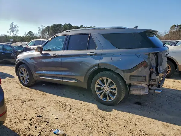 1FMSK7FHXNGB06345 2022 FORD EXPLORER - Image 2