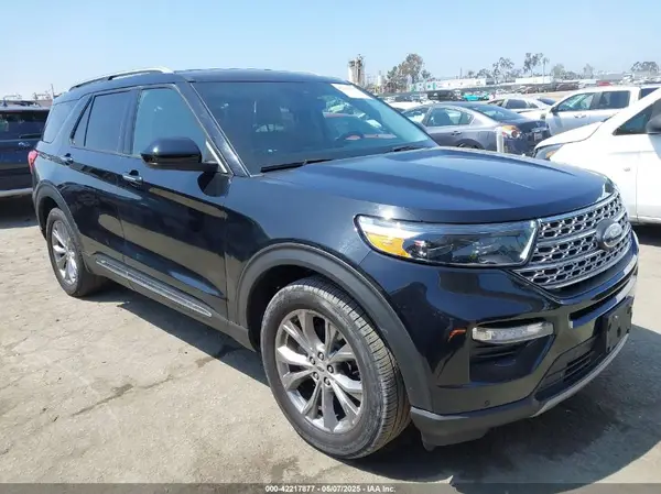 1FMSK7FHXNGB19421 2022 FORD EXPLORER - Image 1