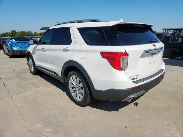 1FMSK7FHXPGC27752 2023 FORD EXPLORER - Image 2