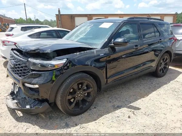 1FMSK7KH0RGA18285 2024 FORD EXPLORER - Image 2