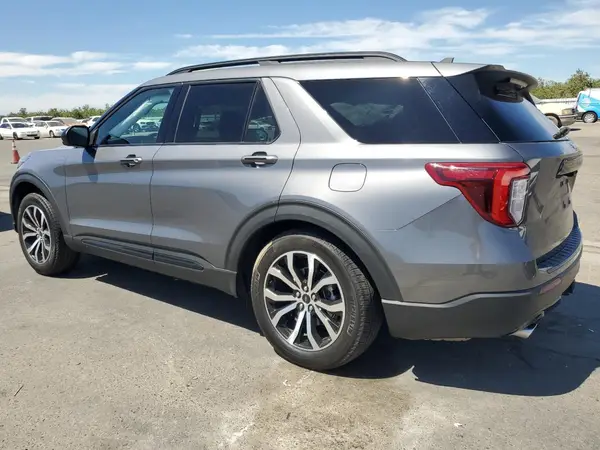 1FMSK7KH1NGA13266 2022 FORD EXPLORER - Image 2