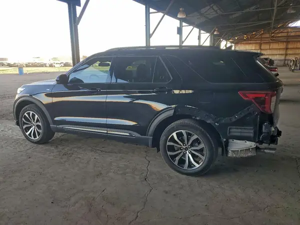 1FMSK7KH1NGB66410 2022 FORD EXPLORER - Image 2