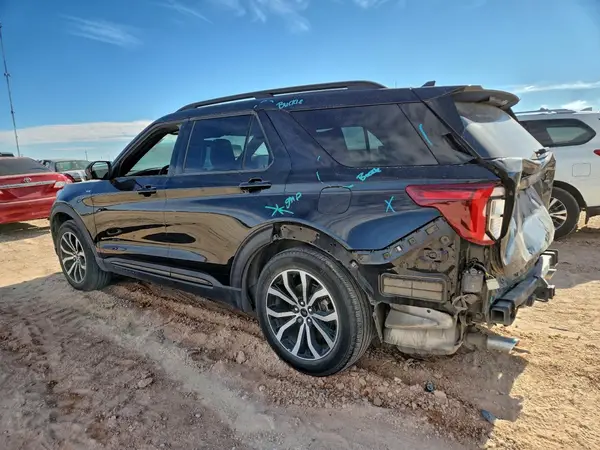 1FMSK7KH1NGB88150 2022 FORD EXPLORER - Image 2
