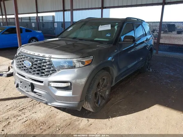 1FMSK7KH1PGC25782 2023 FORD EXPLORER - Image 2