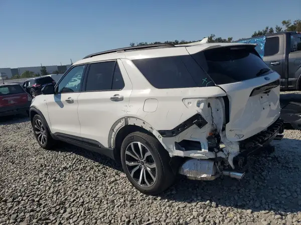 1FMSK7KH2NGB26613 2022 FORD EXPLORER - Image 2