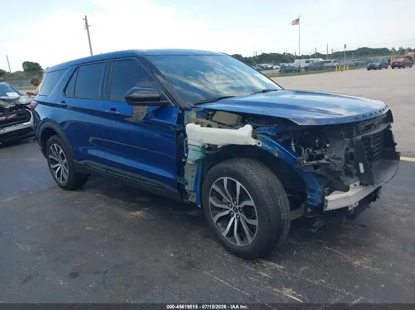 1FMSK7KH2NGC05263 2022 FORD EXPLORER - Image 1