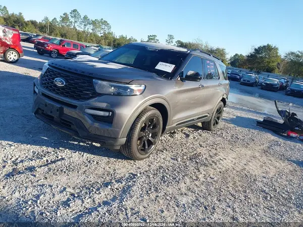 1FMSK7KH2PGB22239 2023 FORD EXPLORER - Image 2