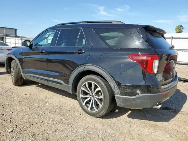 1FMSK7KH3NGA86574 2022 FORD EXPLORER - Image 2