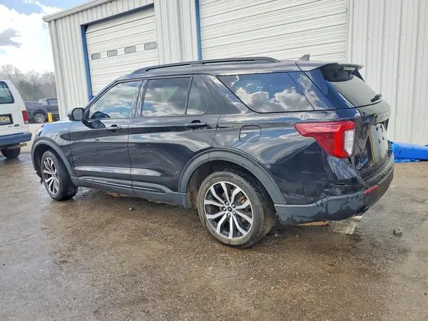 1FMSK7KH3NGA87076 2022 FORD EXPLORER - Image 2