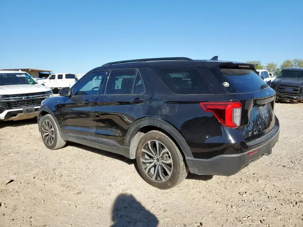 1FMSK7KH3NGB61645 2022 FORD EXPLORER - Image 2