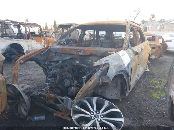 1FMSK7KH4NGB71276 2022 FORD EXPLORER - Image 2
