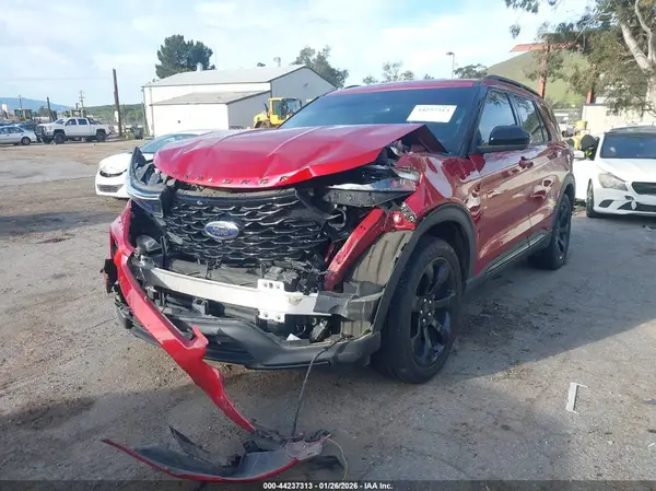 1FMSK7KH4PGA24815 2023 FORD EXPLORER - Image 2
