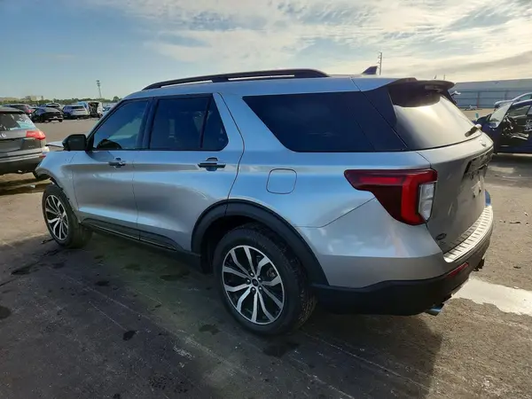 1FMSK7KH4PGA50301 2023 FORD EXPLORER - Image 2