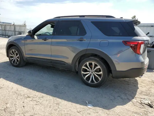 1FMSK7KH5NGA28935 2022 FORD EXPLORER - Image 2