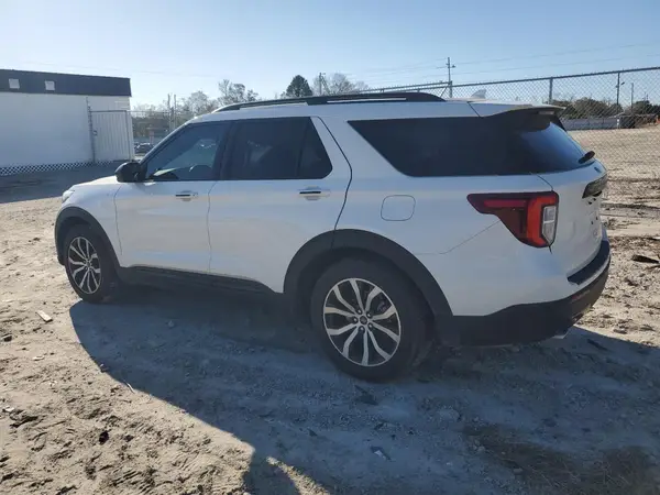 1FMSK7KH6NGC39741 2022 FORD EXPLORER - Image 2