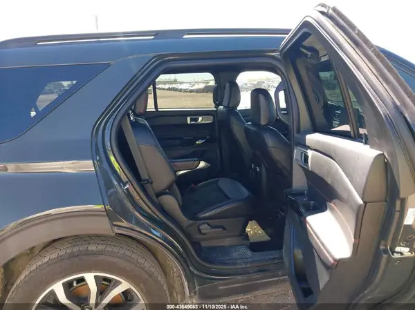 1FMSK7KH6PGC03552 2023 FORD EXPLORER - Image 8