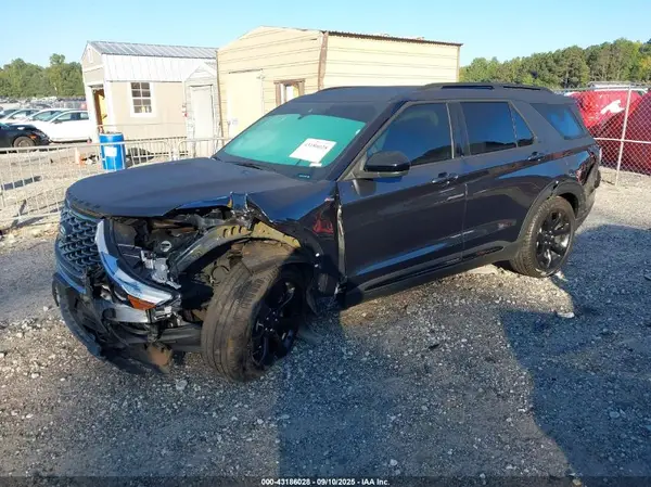 1FMSK7KH7NGC50604 2022 FORD EXPLORER - Image 2