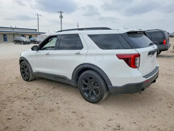 1FMSK7KH7PGA12044 2023 FORD EXPLORER - Image 2