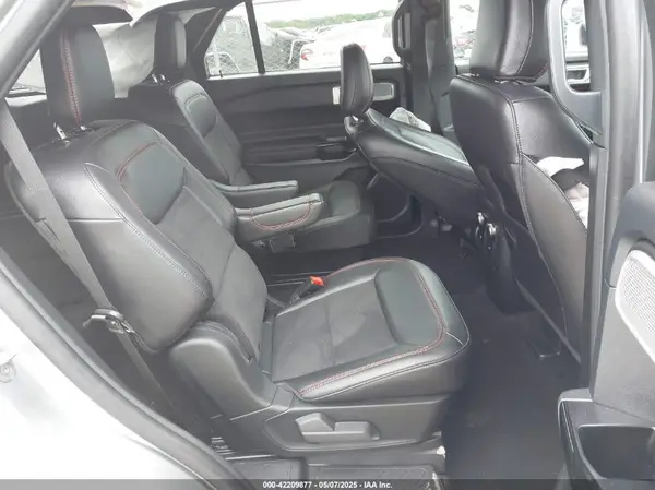 1FMSK7KH8RGA43788 2024 FORD EXPLORER - Image 8