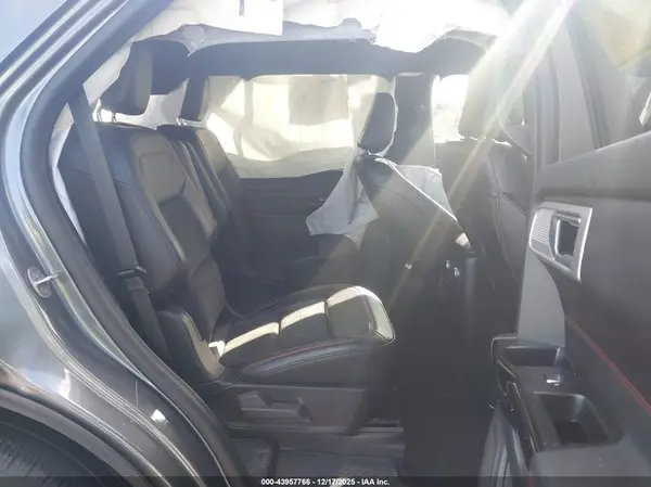 1FMSK7KHXPGB73522 2023 FORD EXPLORER - Image 8