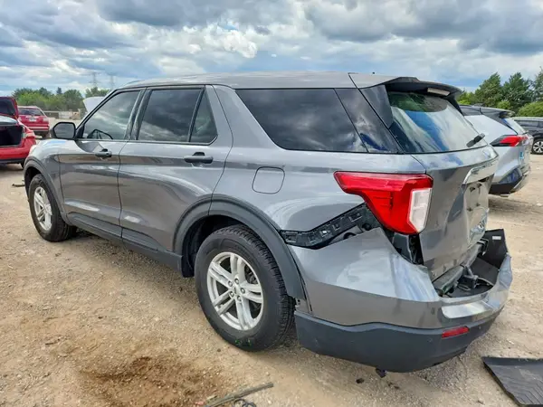 1FMSK8BB1NGA31655 2022 FORD EXPLORER - Image 2