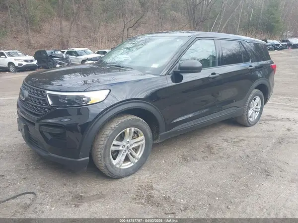 1FMSK8BB5NGC22477 2022 FORD EXPLORER - Image 2