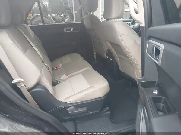 1FMSK8BB5NGC22477 2022 FORD EXPLORER - Image 8