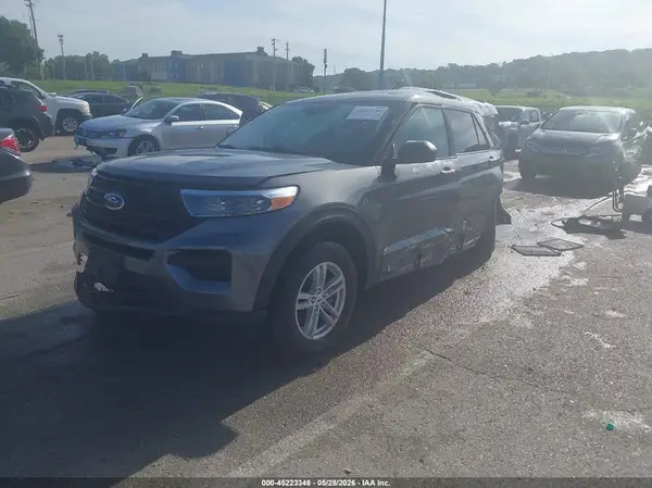 1FMSK8BH2NGC24983 2022 FORD EXPLORER - Image 2