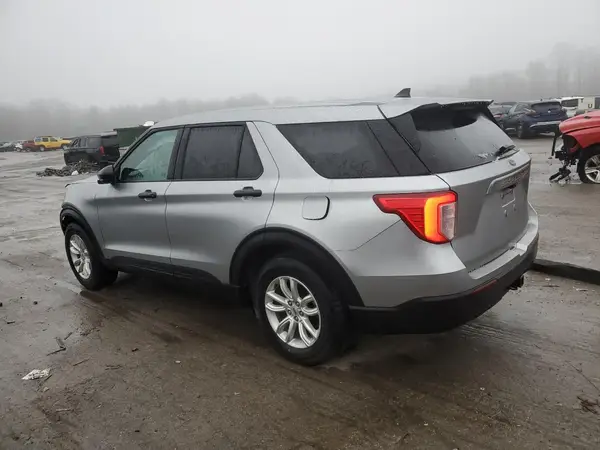 1FMSK8BH5MGA13565 2021 FORD EXPLORER - Image 2
