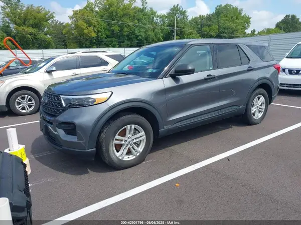 1FMSK8BH8NGC05757 2022 FORD EXPLORER - Image 2