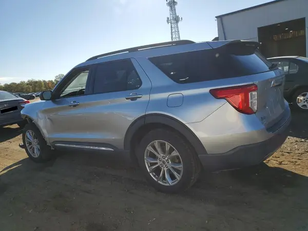 1FMSK8DH0MGA01126 2021 FORD EXPLORER - Image 2