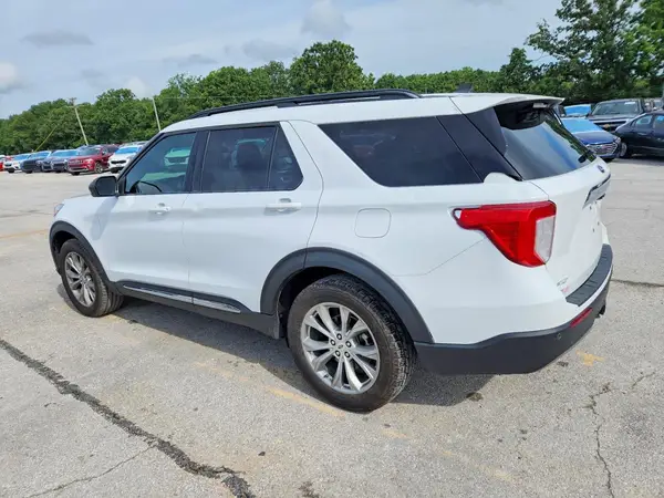 1FMSK8DH0MGA48916 2026 FORD EXPLORER - Image 2