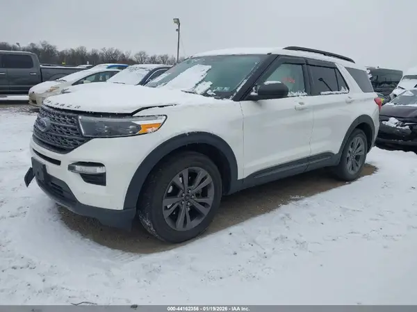 1FMSK8DH0MGB11156 2021 FORD EXPLORER - Image 2