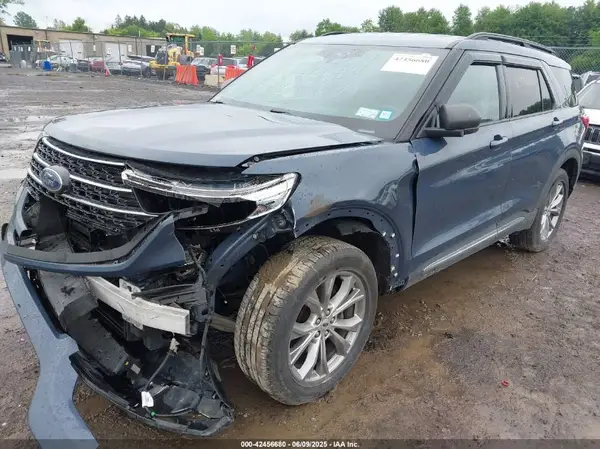 1FMSK8DH0MGB22478 2021 FORD EXPLORER - Image 2