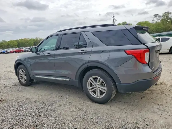 1FMSK8DH0MGB22562 2021 FORD EXPLORER - Image 2