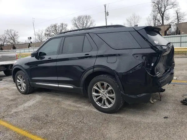 1FMSK8DH0MGB68893 2021 FORD EXPLORER - Image 2