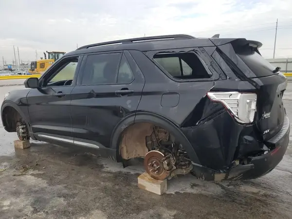 1FMSK8DH0NGA01192 2022 FORD EXPLORER - Image 2