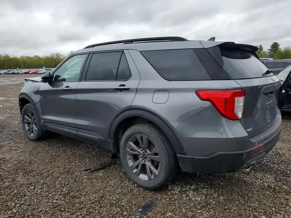 1FMSK8DH0NGA20325 2022 FORD EXPLORER - Image 2