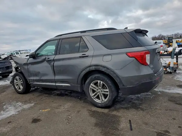 1FMSK8DH0NGA54071 2022 FORD EXPLORER - Image 2