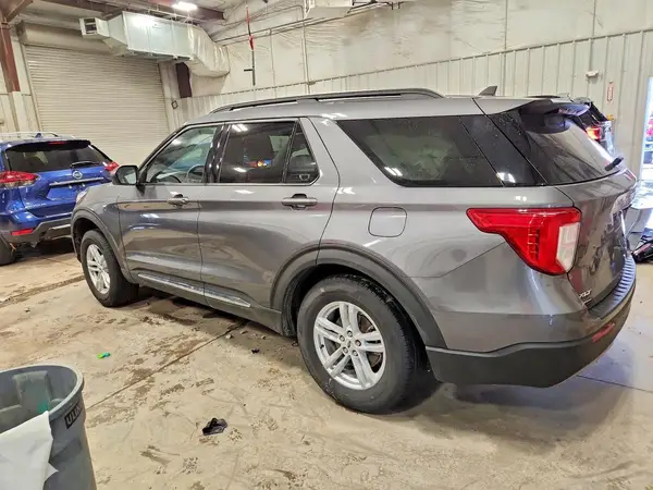 1FMSK8DH0NGA57259 2022 FORD EXPLORER - Image 2