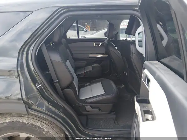 1FMSK8DH0NGA72165 2022 FORD EXPLORER - Image 8