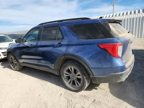 1FMSK8DH0NGA90942 2022 FORD EXPLORER - Image 2