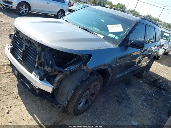 1FMSK8DH0NGB08260 2022 FORD EXPLORER - Image 2