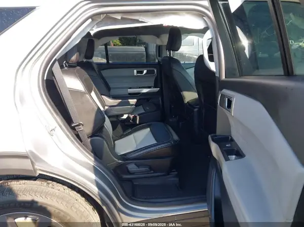 1FMSK8DH0NGB41727 2022 FORD EXPLORER - Image 8