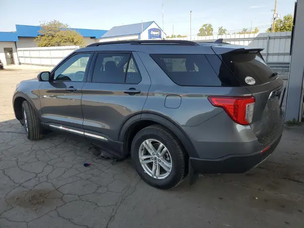 1FMSK8DH0NGB52467 2022 FORD EXPLORER - Image 2